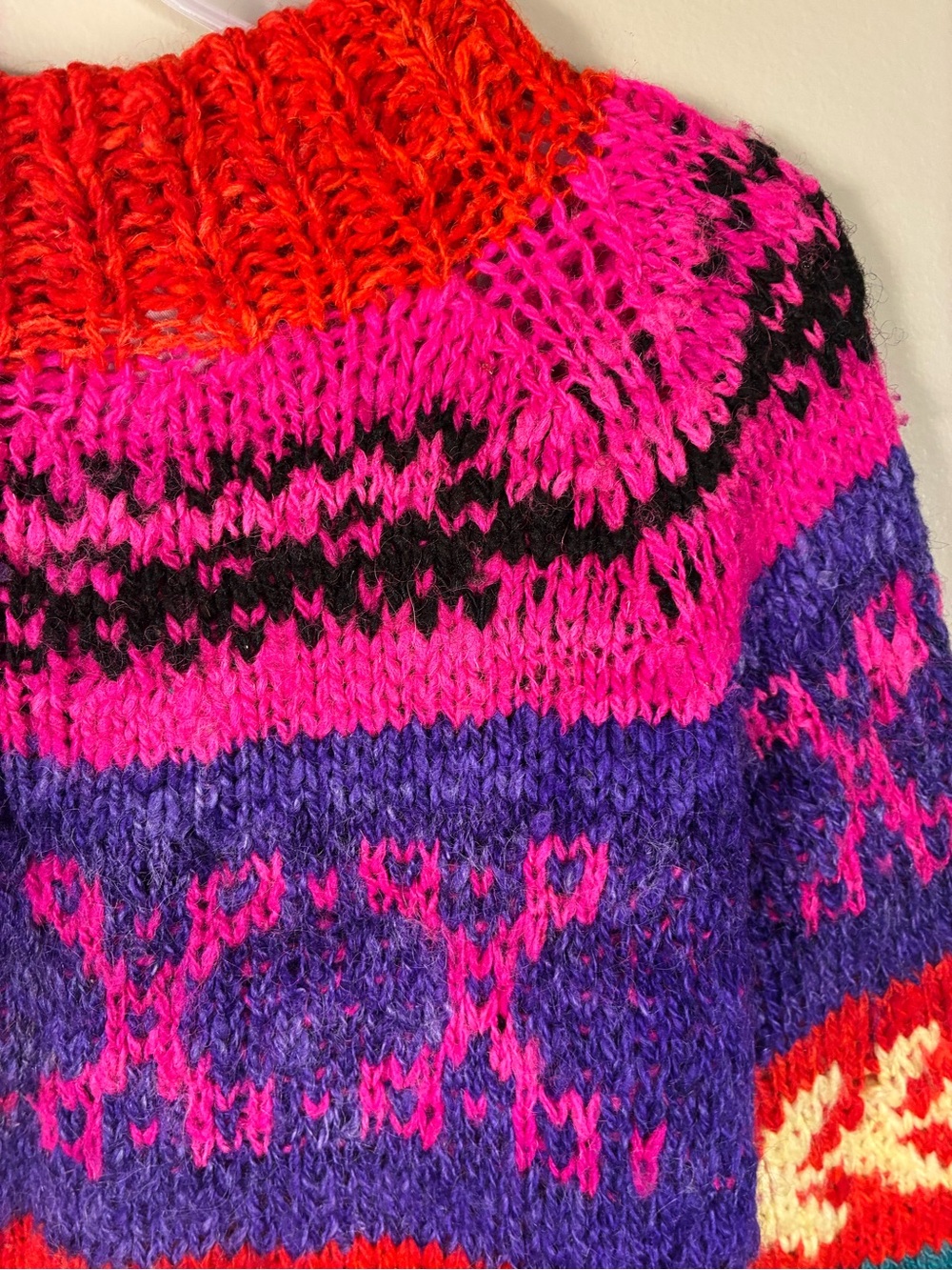 VTG One of a Kind Handmade in Bolivia Wool Sweater - Picture 11 of 15